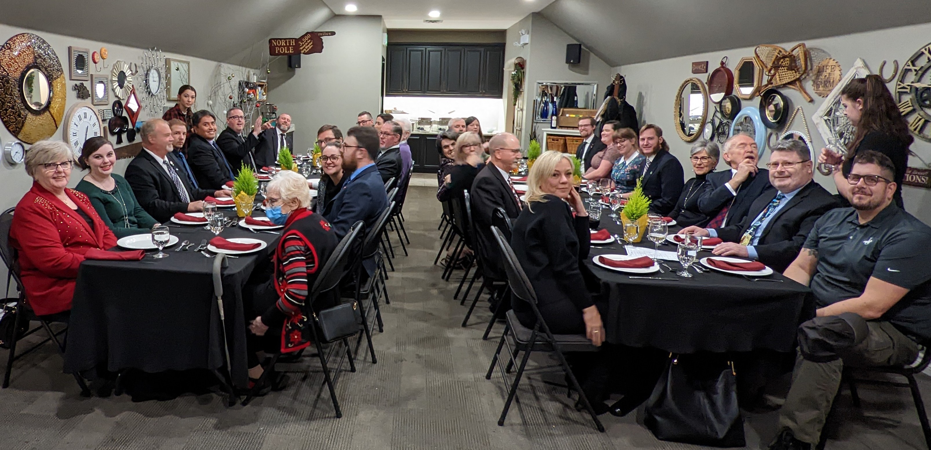 PXL_20221207_0009452793