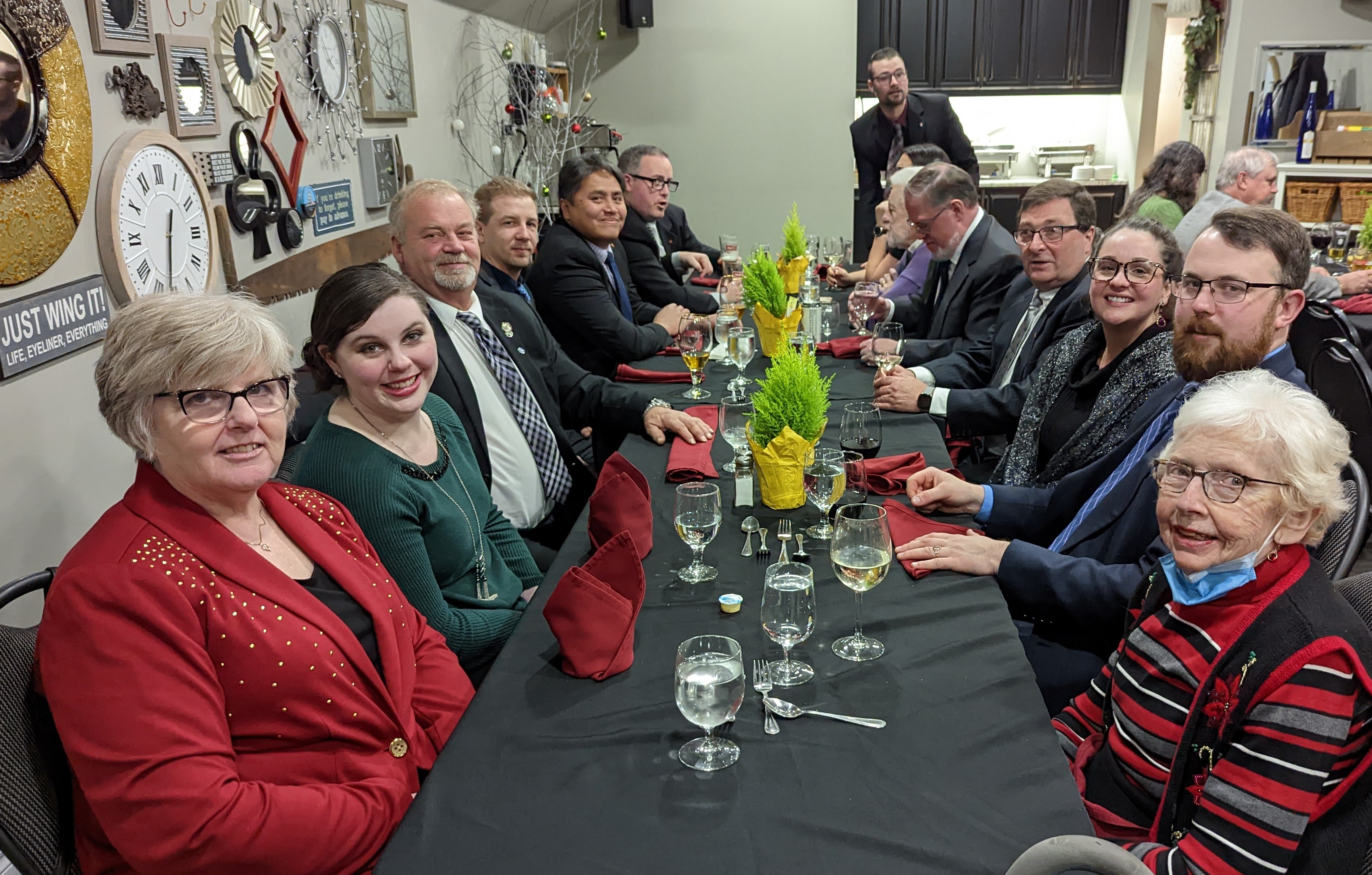 PXL_20221207_0107079442