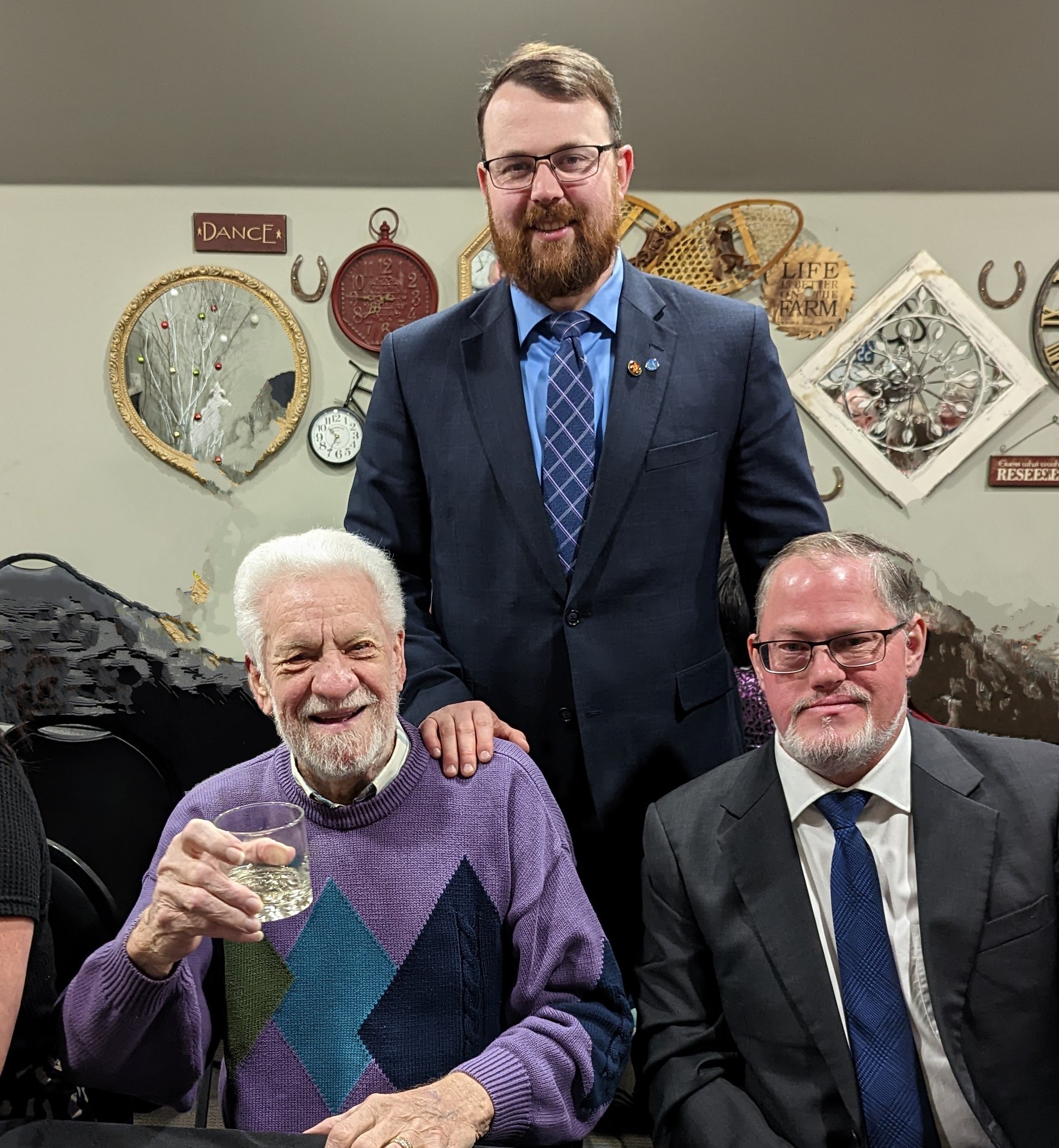 PXL_20221207_0116229844