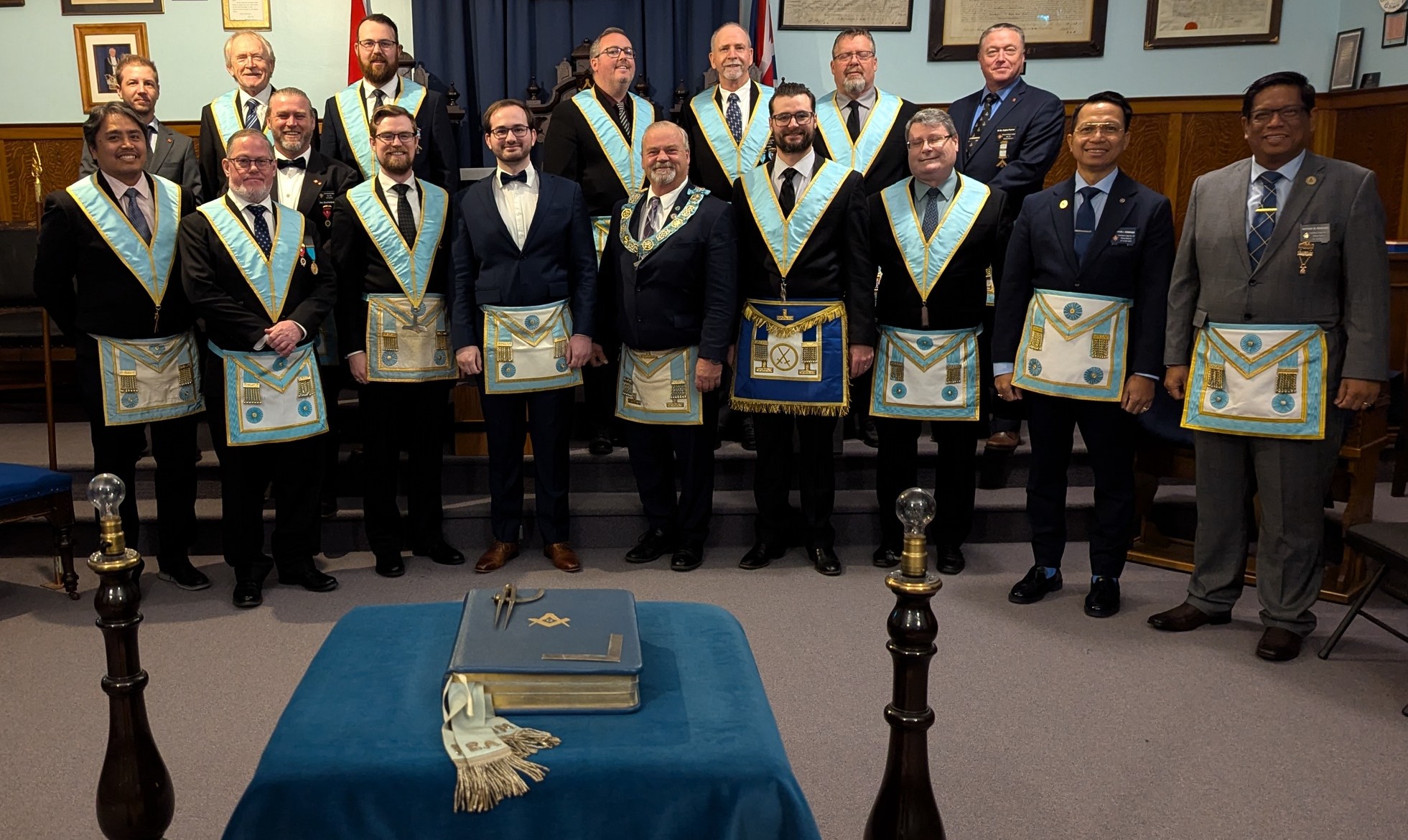 PXL_20241128_0220287882