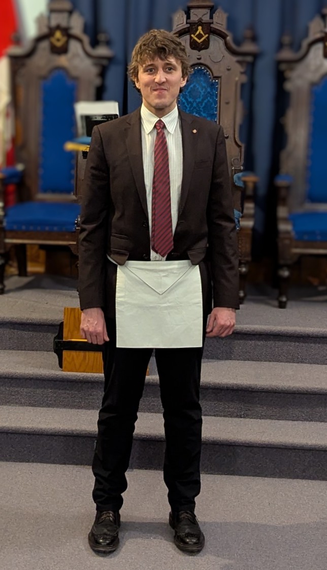 PXL_20250131_0216586192